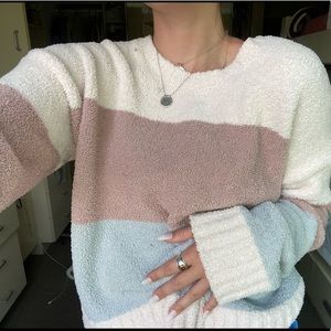 Comfy & super fuzzy sweater